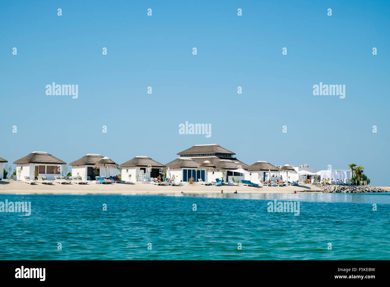 Blick auf die Insel Libanon Strandresort auf einen Mann machte Insel, Teil von The World Dubai Küste in Vereinigte Arabische Emirate Stockfoto