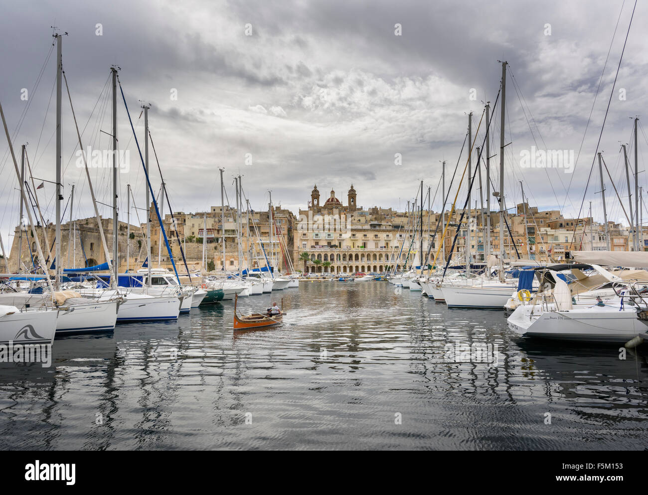 Vittoriosa Marina Yachten im Hafen von Valletta Malta Stockfoto