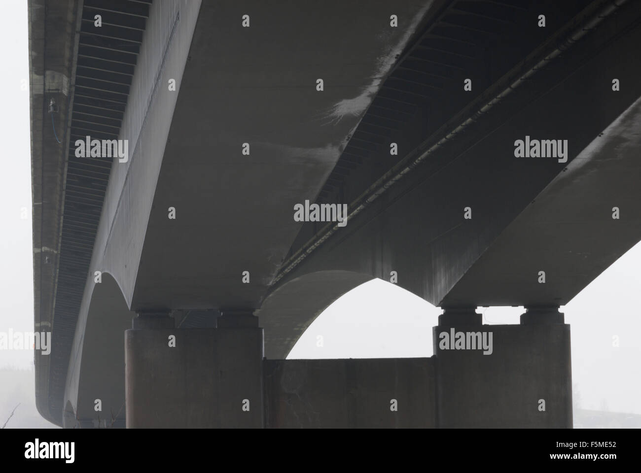 Friarton Brücke, Perth zeigt Lager Stahlkasten Abschnitte zu unterstützen Stockfoto