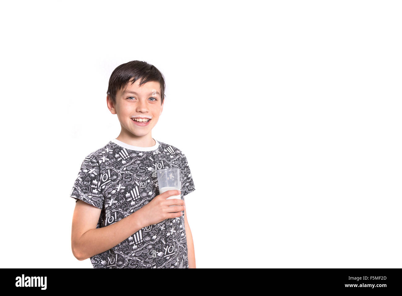 8 jahre alter junge Ausgeschnittene Stockfotos und -bilder - Alamy