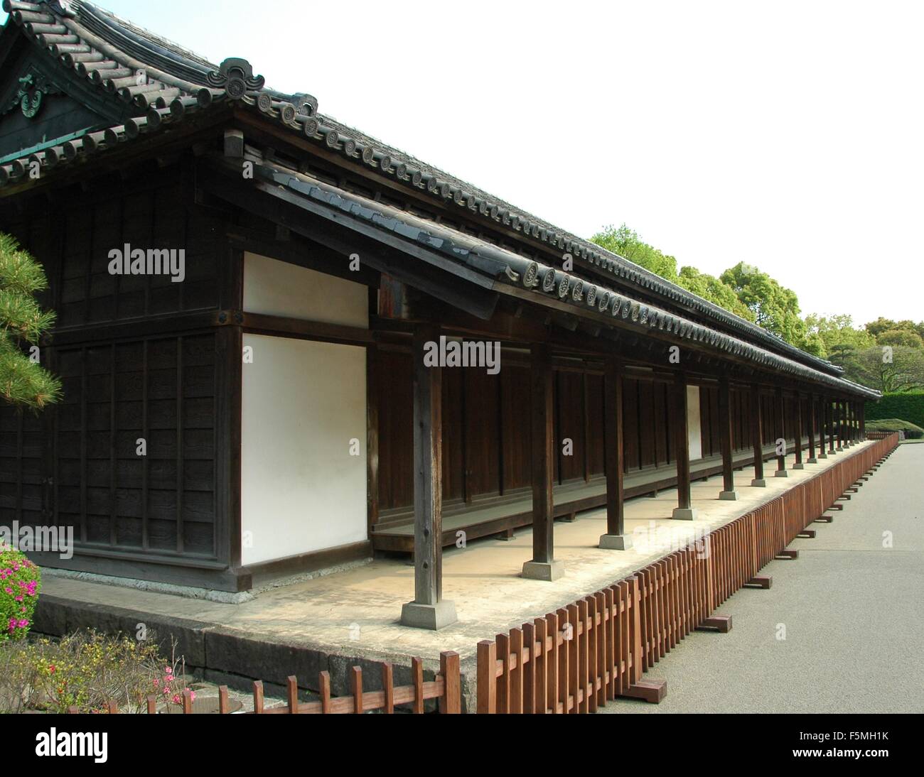 Ein Gebäude im Imperial Palace East Gardens, Tokyo, Japan Stockfoto