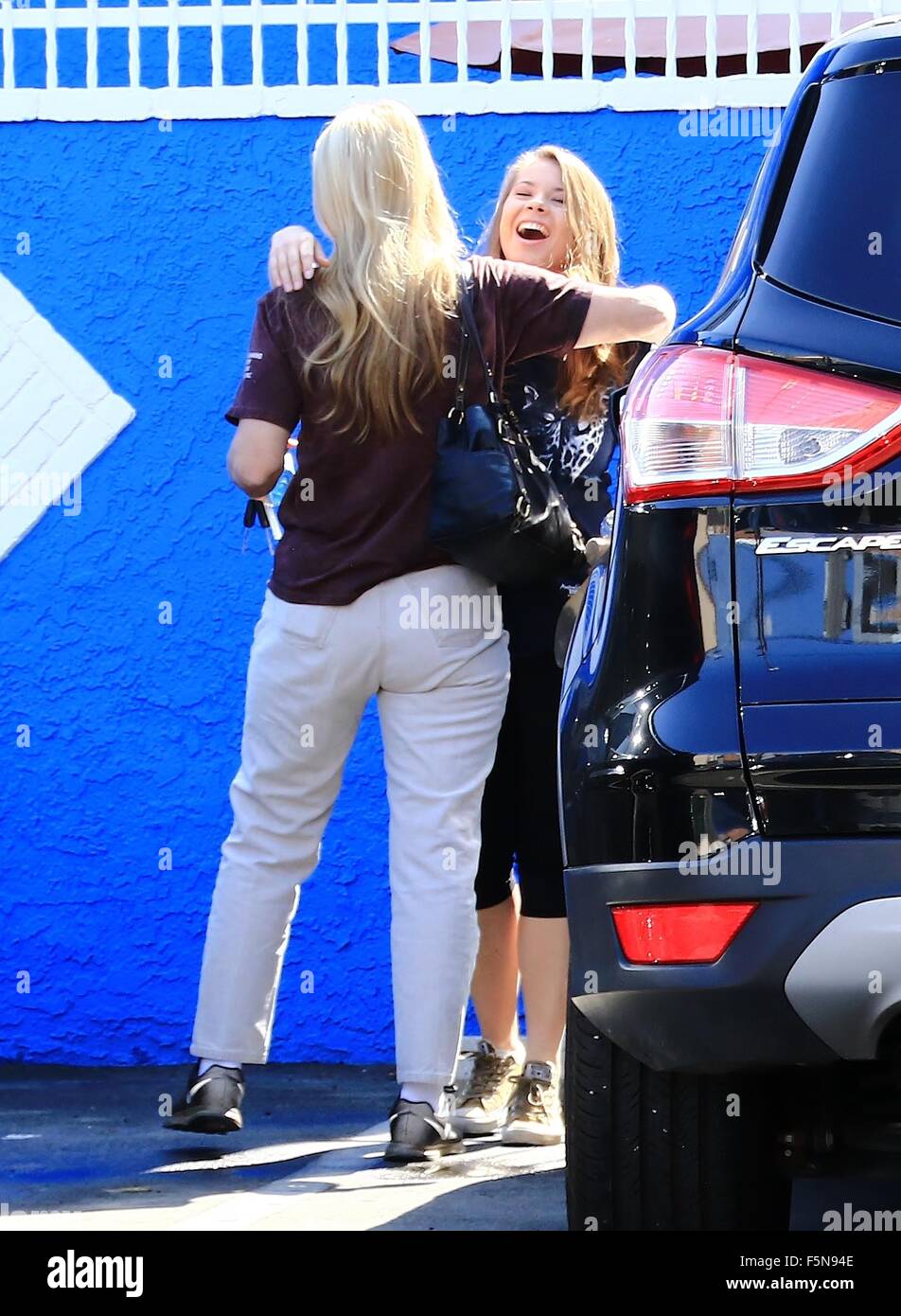 Prominente bei "Dancing With The Stars" Rehearsal Studios Hollywood mit: Terri Irwin, Bindi Irwin wo: Los Angeles, California, Vereinigte Staaten von Amerika bei: 06 Sep 2015 Stockfoto