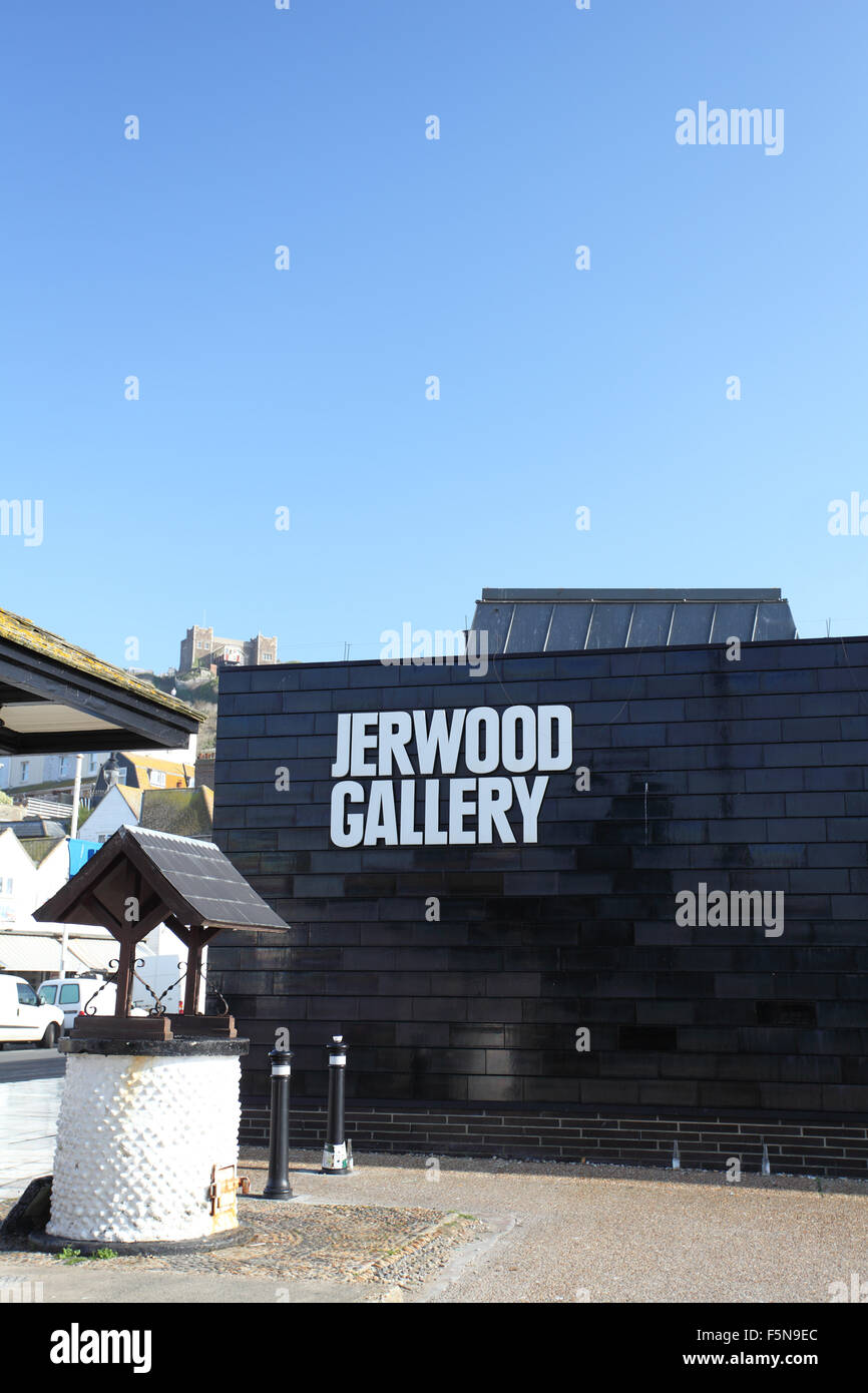 Jerwood Galerie und die Altstadt gut, Rock-a-Nore, Hastings, East Sussex Stockfoto