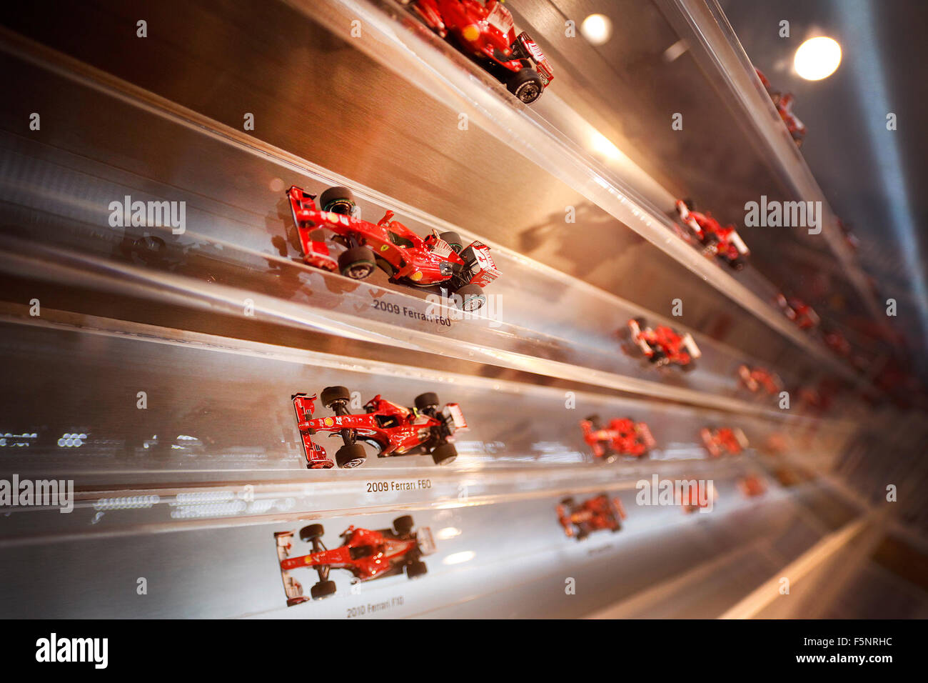 Ferrari Modelle im Museo Ferrari in Maranello, Italien. Stockfoto