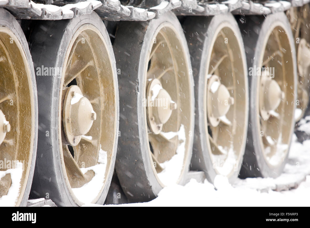 Nahaufnahme des russischen WWII t-34 Panzer Tracks und Raupen Stockfoto