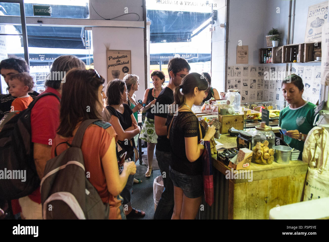 Bio-Markt in der Nähe von Plaza Catalunya, Barcelona, Katalonien, Spanien, Lebensmittel, Öko, Woki, Shop, Bio, produzieren, Stockfoto