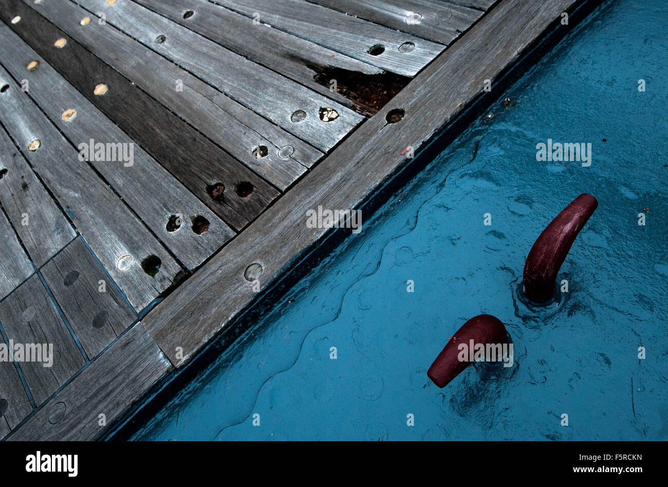 Horn-Stollen auf dem Deck ein Schlachtschiff des zweiten Weltkriegs. Stockfoto