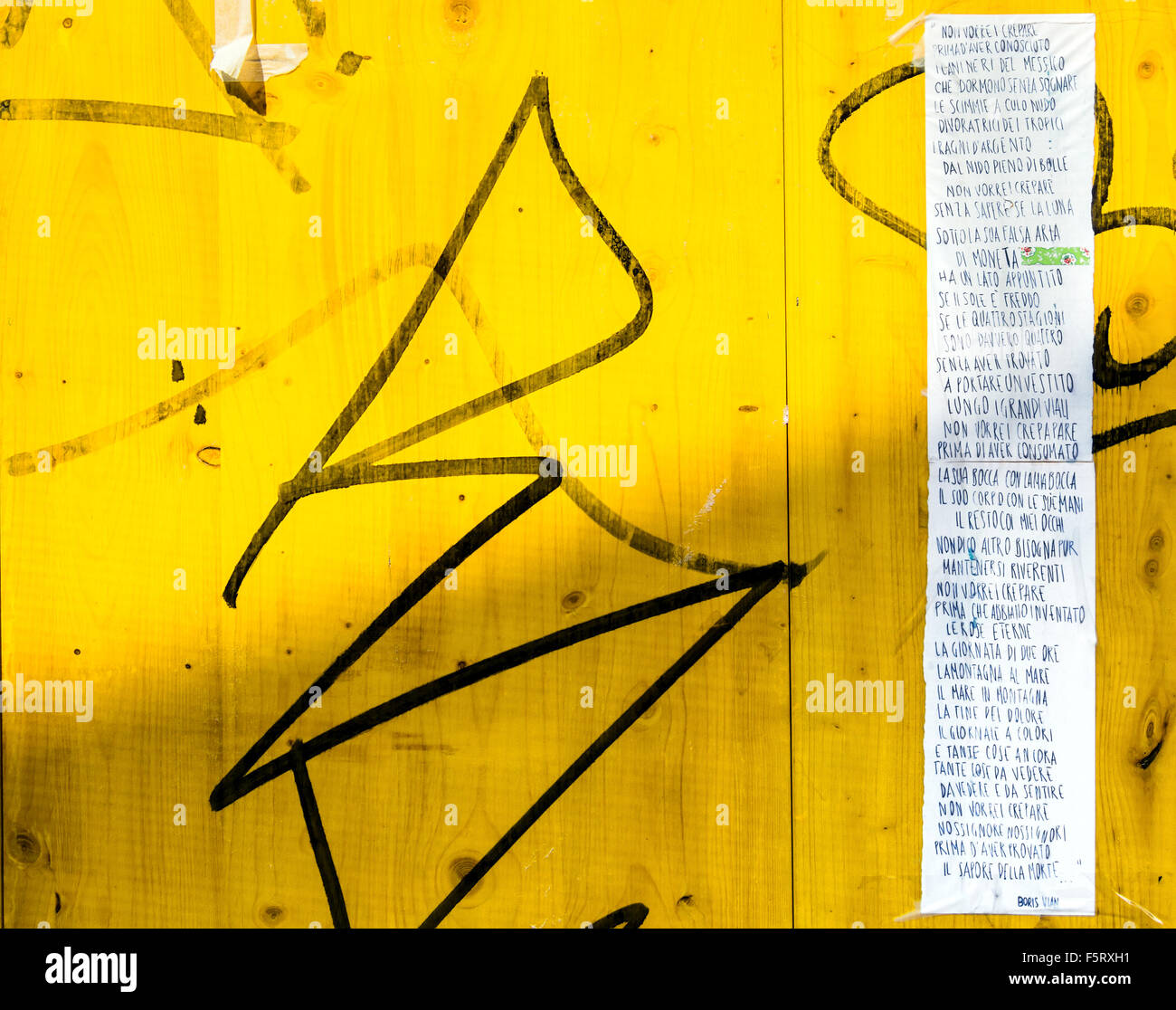 öffentliche Wand mit Boris Vian Zitat in Potenza, Italien. Stockfoto