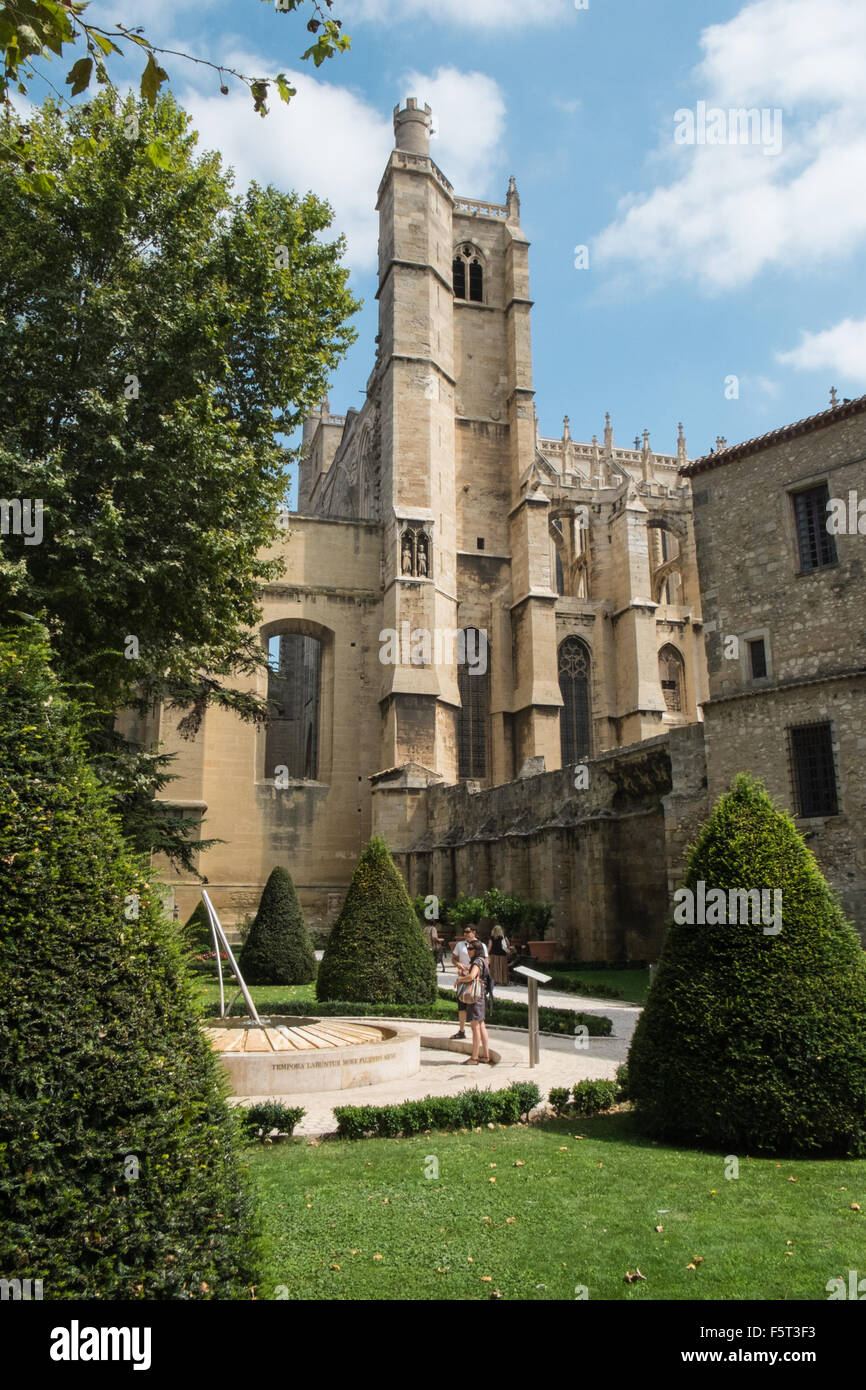 Kathedrale von Saint-Just-et-Saint-Pasteur in Narbonne, France.South,France,coast,holiday,Canal,du,Midi,summer,Narbonne, Stockfoto