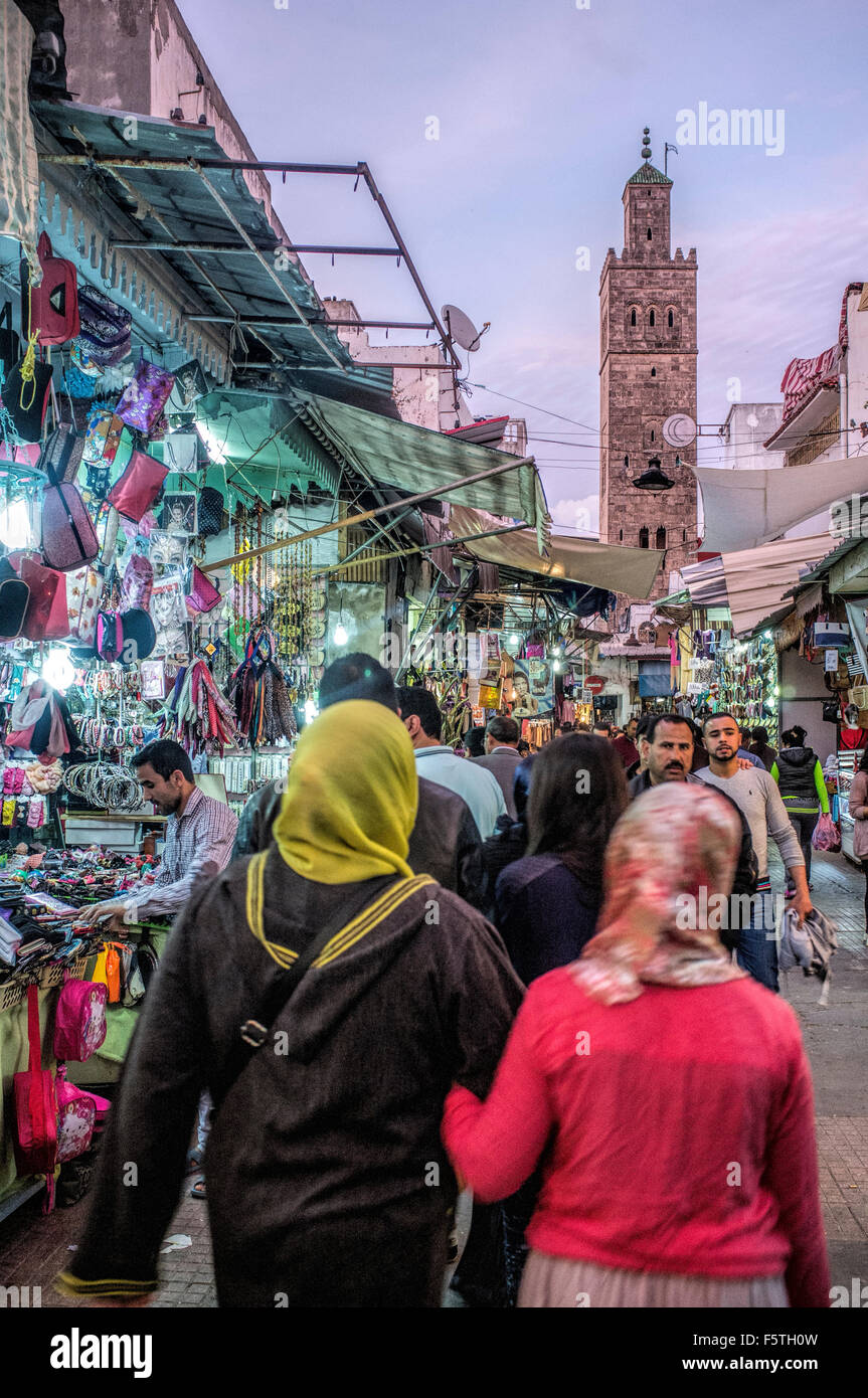 Geschäfte in der Medina (Altstadt), Rabat, Marokko. Stockfoto