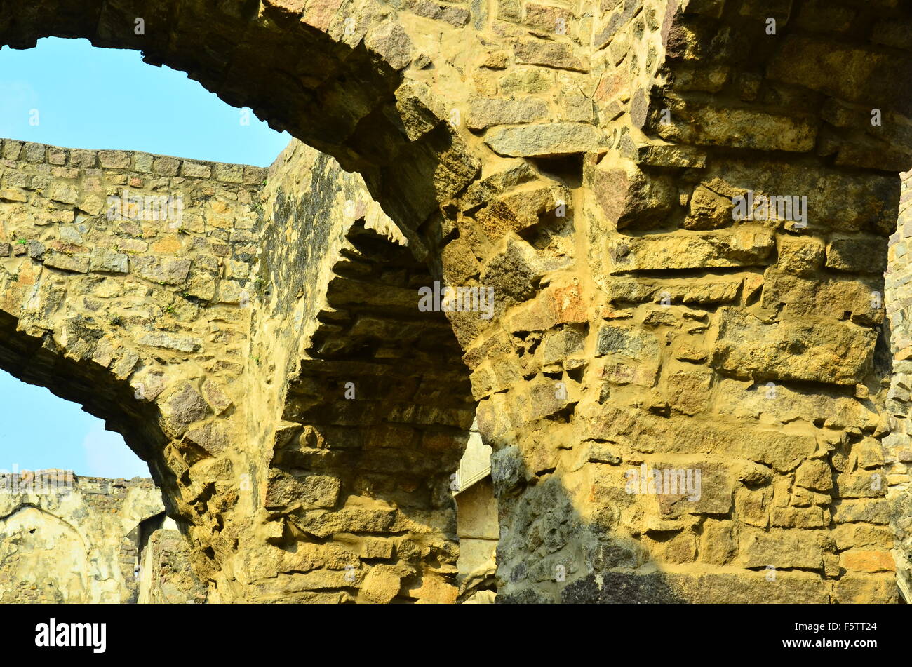 Ein Blick durch Golconda Palace Stockfoto