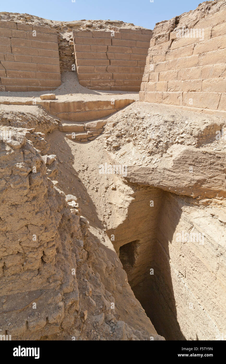 Westliche Verlängerung des geschliffen bis frühe dynastischen Grabens in der Nekropole von Sakkara auch bekannt als Sakkara Ägypten Stockfoto