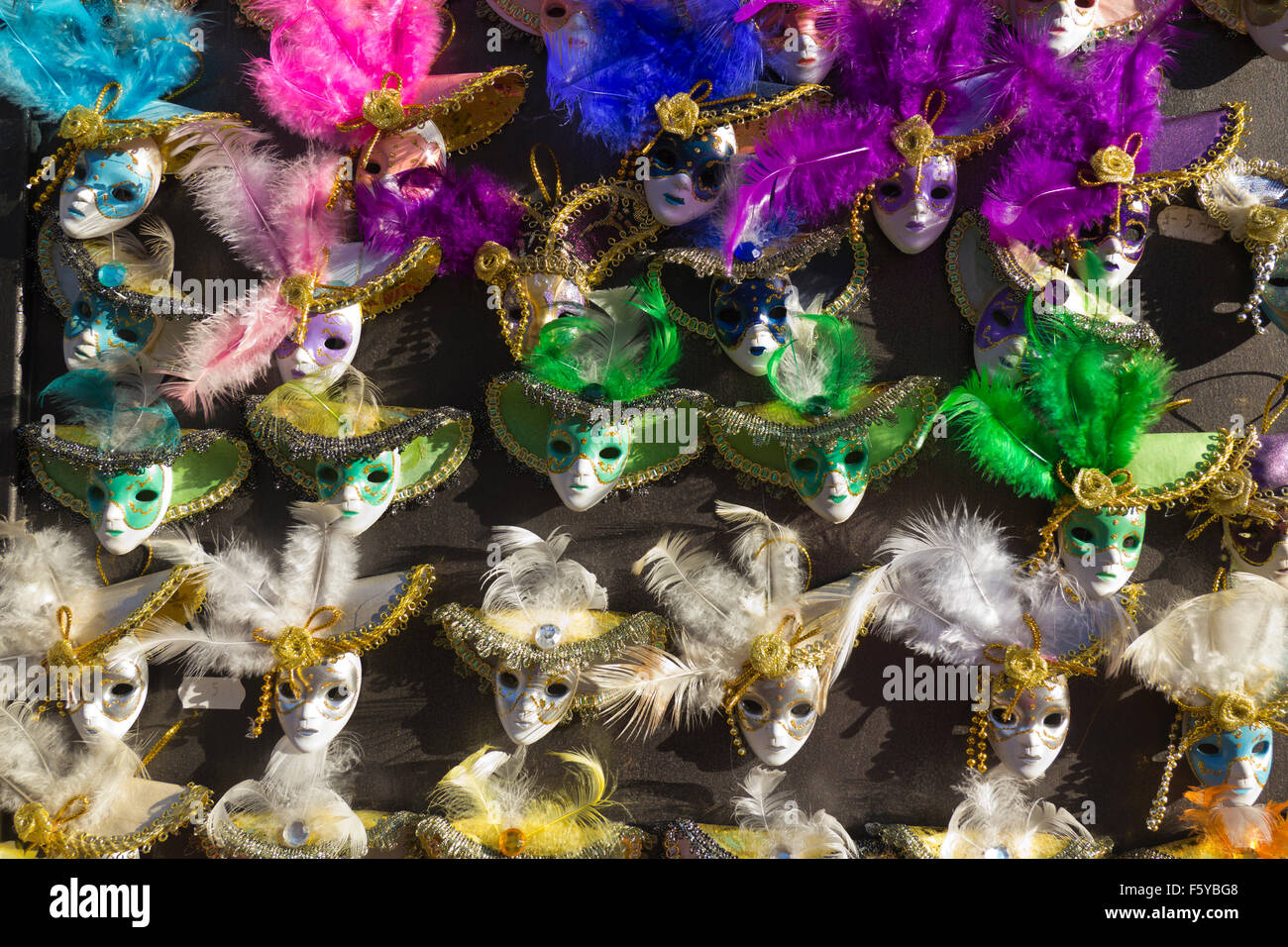 Miniatur des venezianischen Vollmasken für Karneval von Venedig, Italien Stockfoto