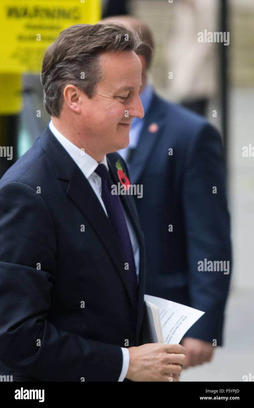 Chatham House, London, UK. 10. November 2015. Der britische Premierminister David Cameron kommt im Chatam House seine Forderungen nach EU-Reform zu skizzieren. Bildnachweis: Paul Davey/Alamy Live-Nachrichten Stockfoto