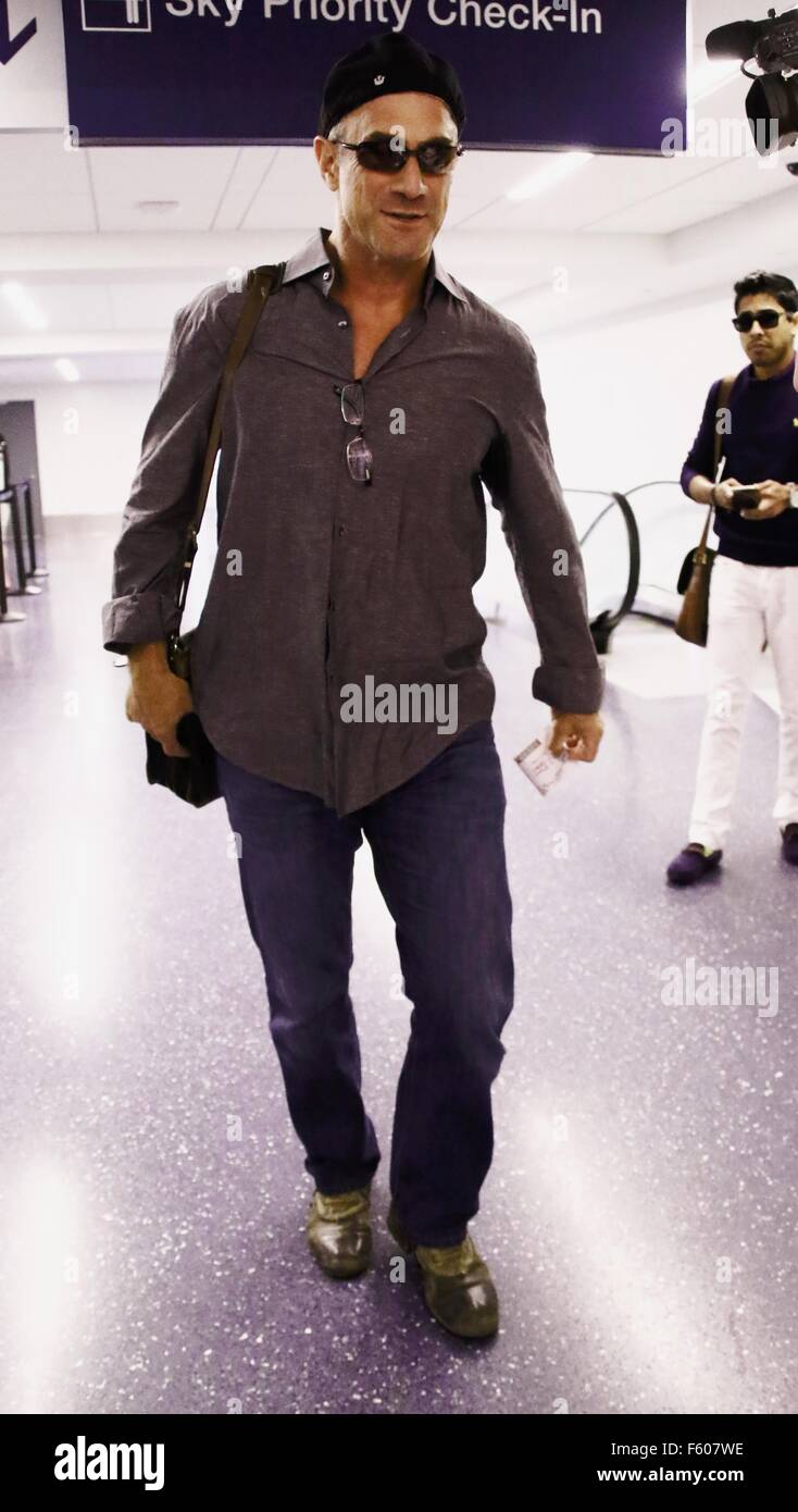 Schauspieler Christopher Meloni kommt am Los Angeles International Airport (LAX) Featuring: Christopher Meloni Where: Los Angeles, California, Vereinigte Staaten von Amerika als: 23 Sep 2015 Stockfoto