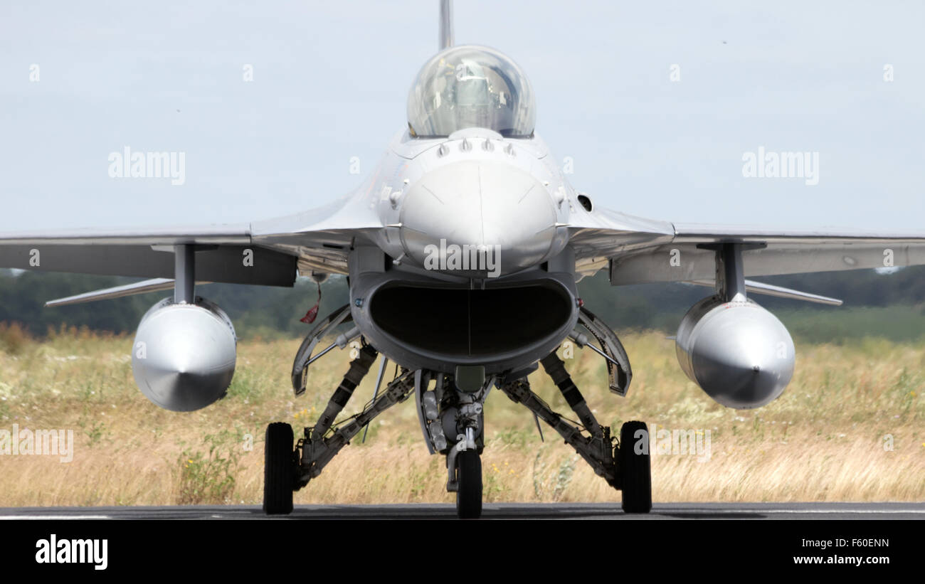 F-16 auf dem Laufsteg während das NATO Tiger Meet bei Schleswig-Jagel Airbase. Die Tiger Meet Stockfoto