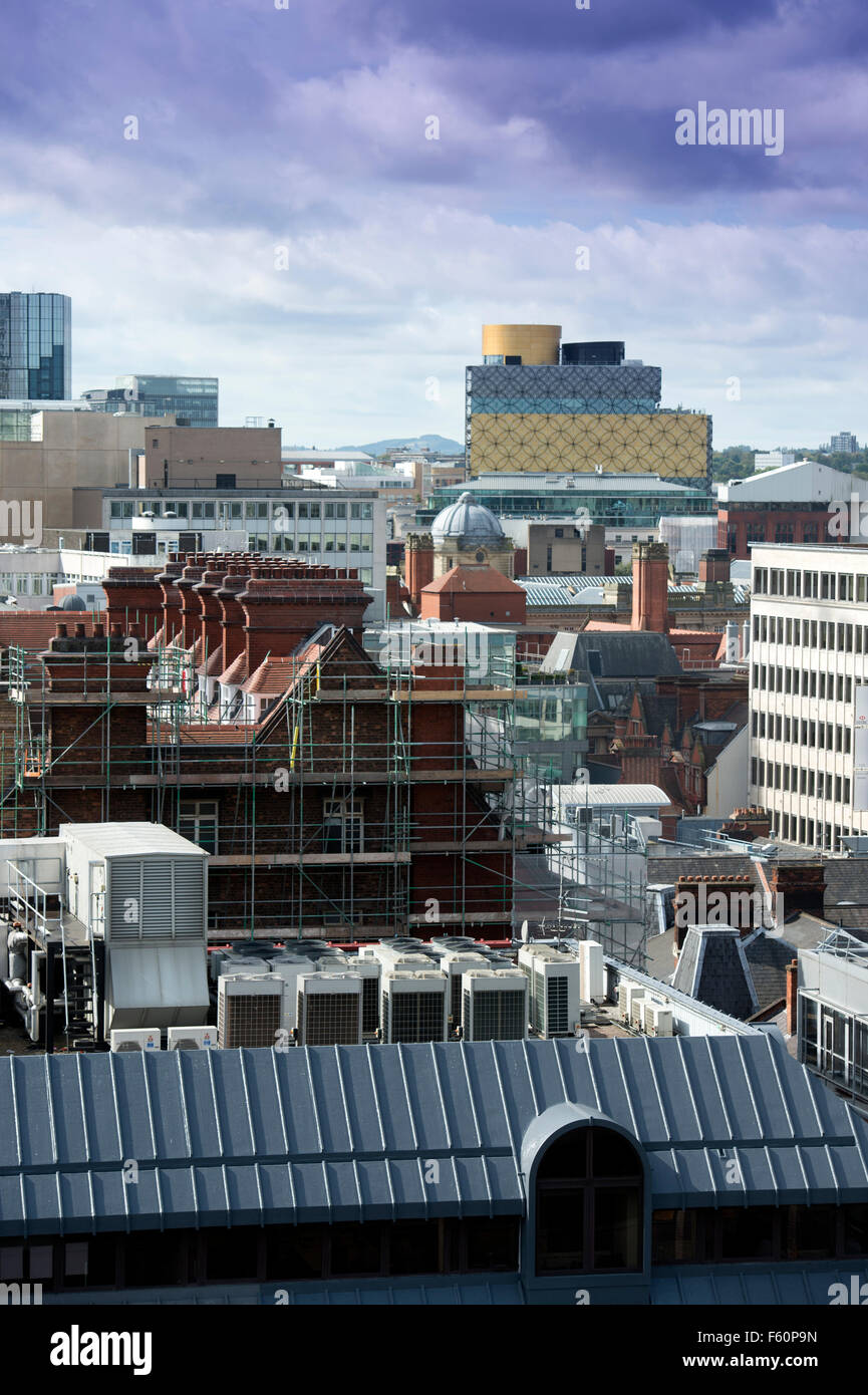 Neue Entwicklungen und Eigentum Renovierungen auch moderne Library of Birmingham (oben)-UK Stockfoto