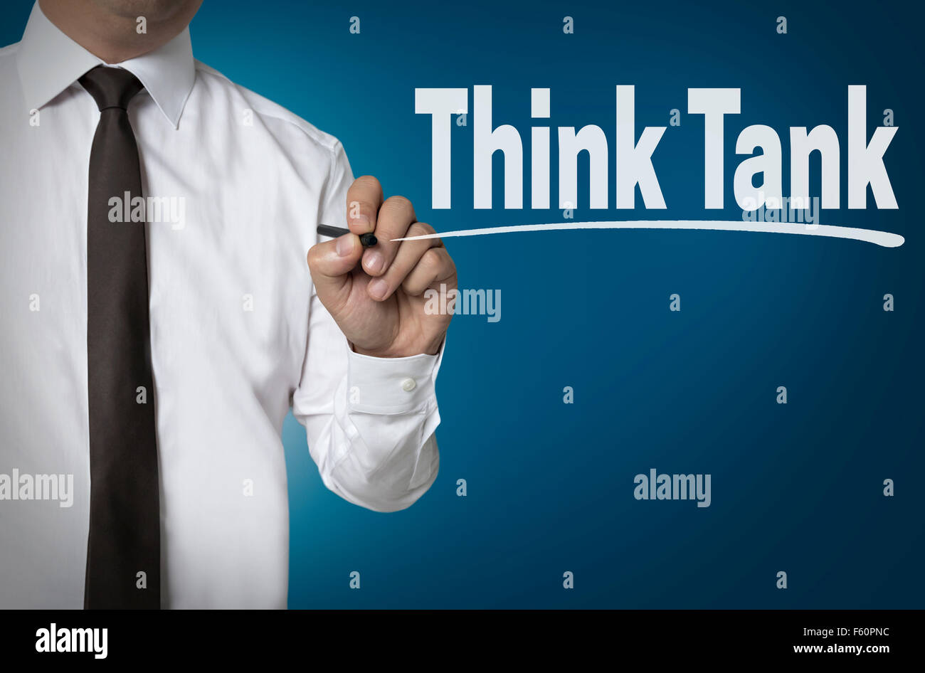 Think-Tank wird von Geschäftsmann Hintergrund Konzept geschrieben. Stockfoto