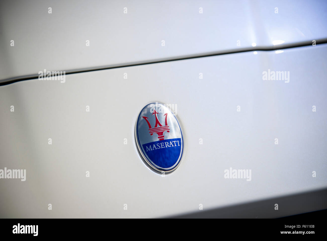 Maserati Motorhaube Abzeichen Stockfoto