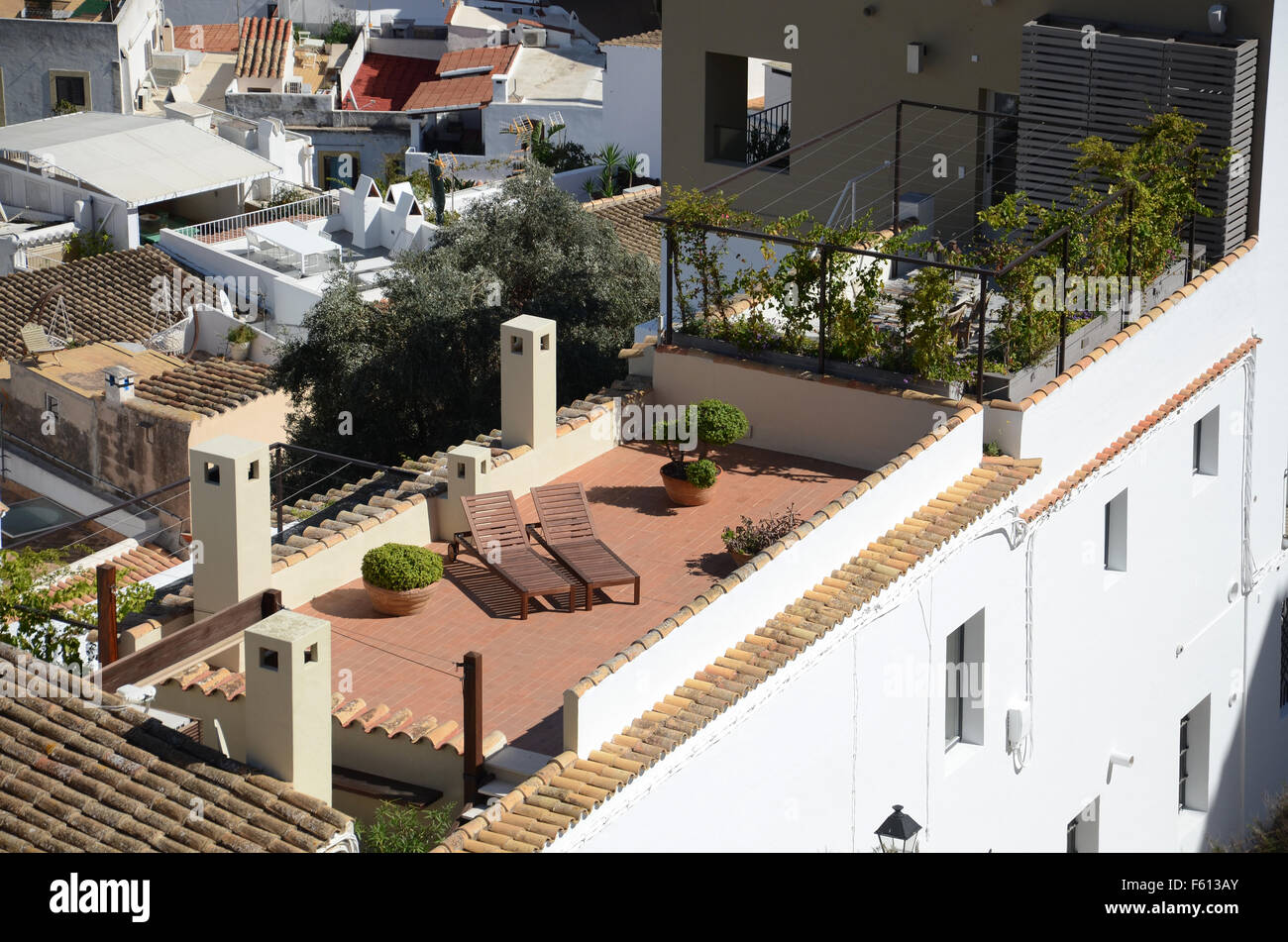 Dachterrasse in der Altstadt Dalt Vila Ibiza Spanien Stockfoto