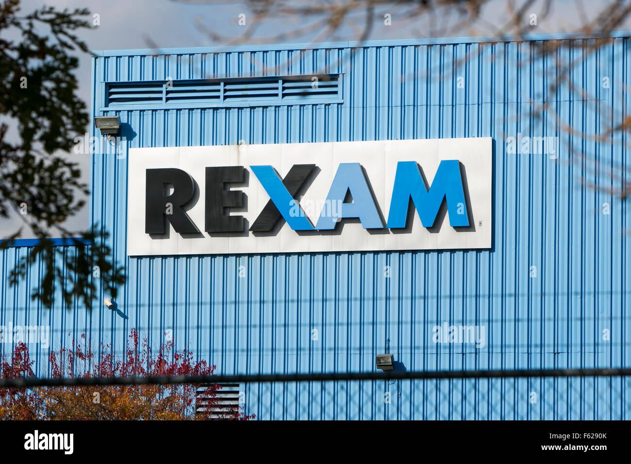 Ein Logo Zeichen außerhalb einer Einrichtung von Rexam Beverage können in St. Paul, Minnesota am 24. Oktober 2015 besetzt. Stockfoto