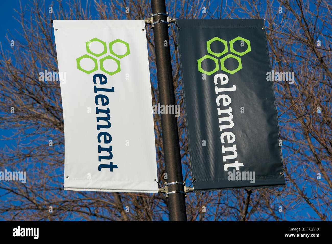 Ein Logo Zeichen außerhalb einer Einrichtung von finanziellen Element in Eden Prairie, Minnesota am 24. Oktober 2015 besetzt. Stockfoto