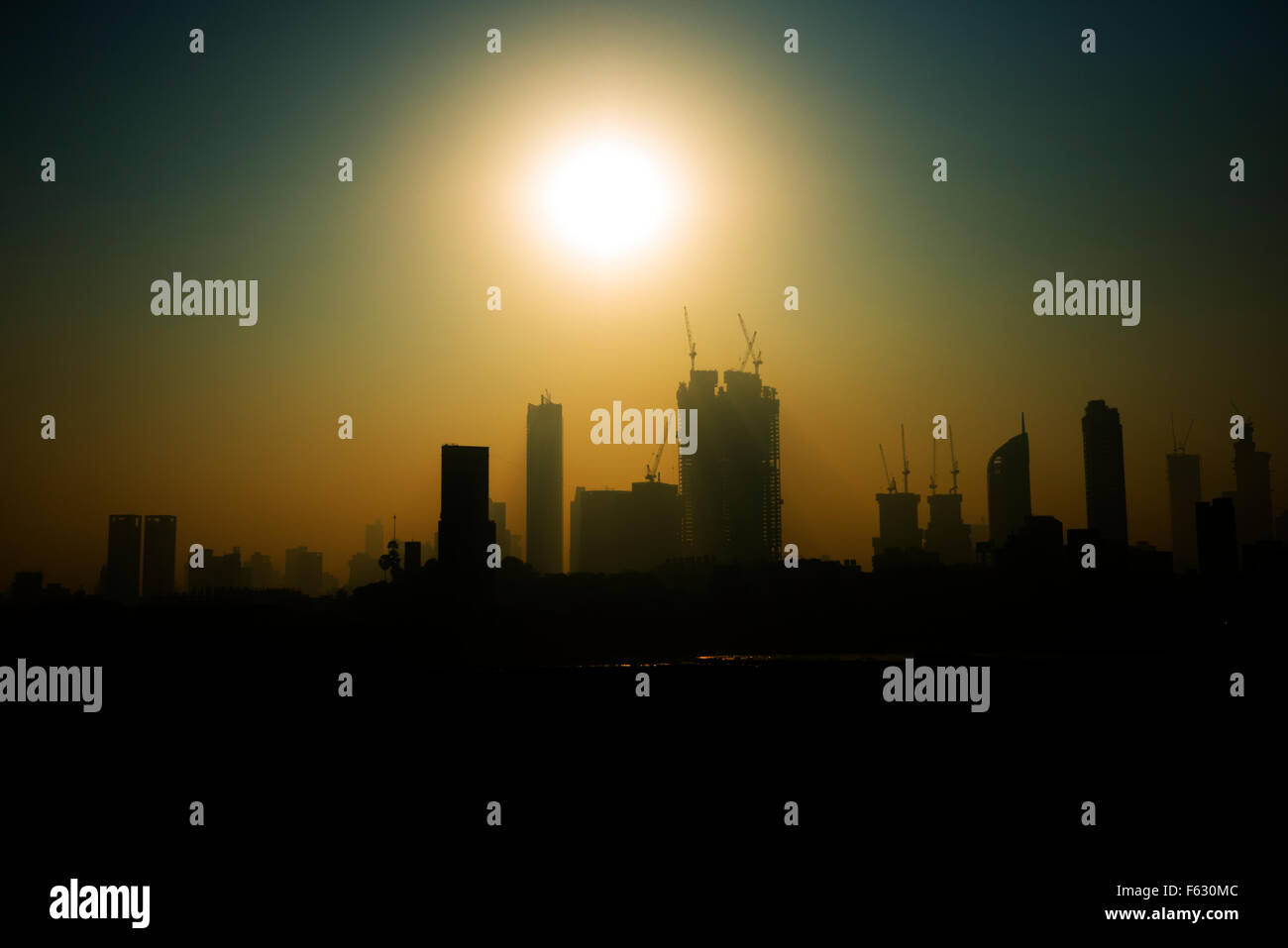 Mumbais ändern Skyline bei Sonnenaufgang. Stockfoto