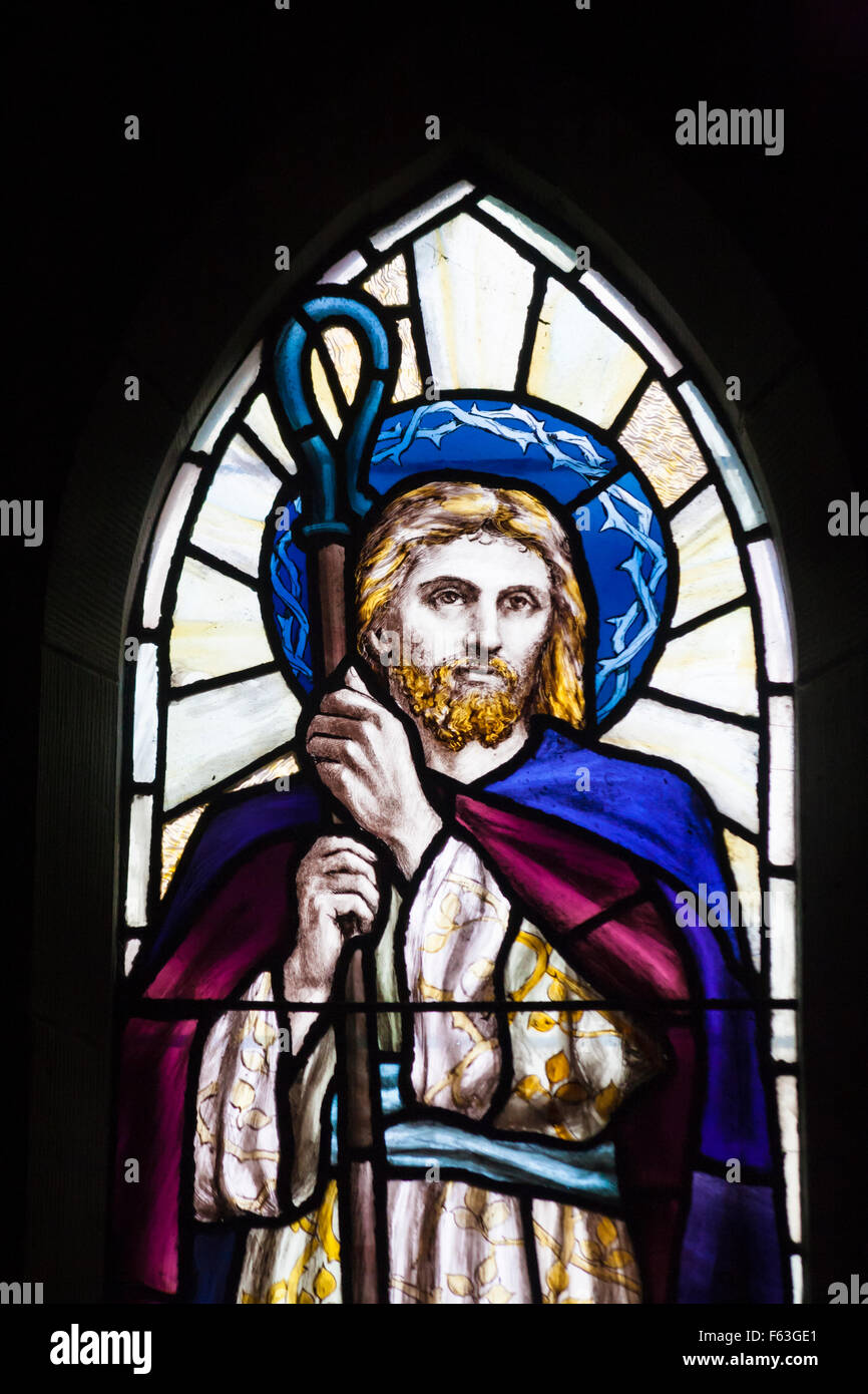 Die Lords mein Shepherd Buntglasfenster in Nantgwyllt Kirche am Garreg DDU Damm und Stausee, Elan Valley, Powys, Mid Wales, Großbritannien im November Stockfoto