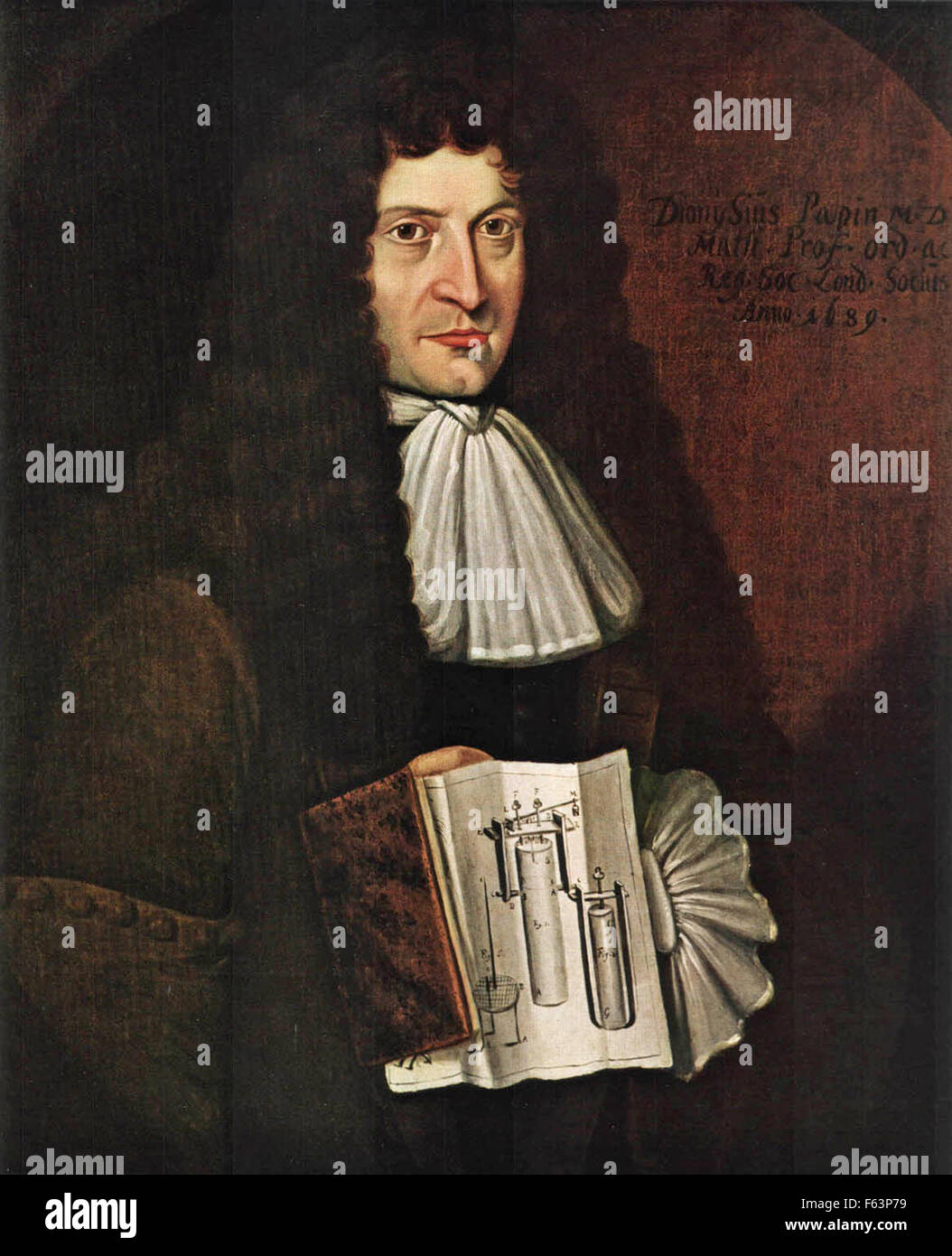 DENIS PAPIN (1647-c 1712) französischer Erfinder und Physiker mit einem Buch zeigt einen seiner Entwürfe für eine Dampf-digester Stockfoto