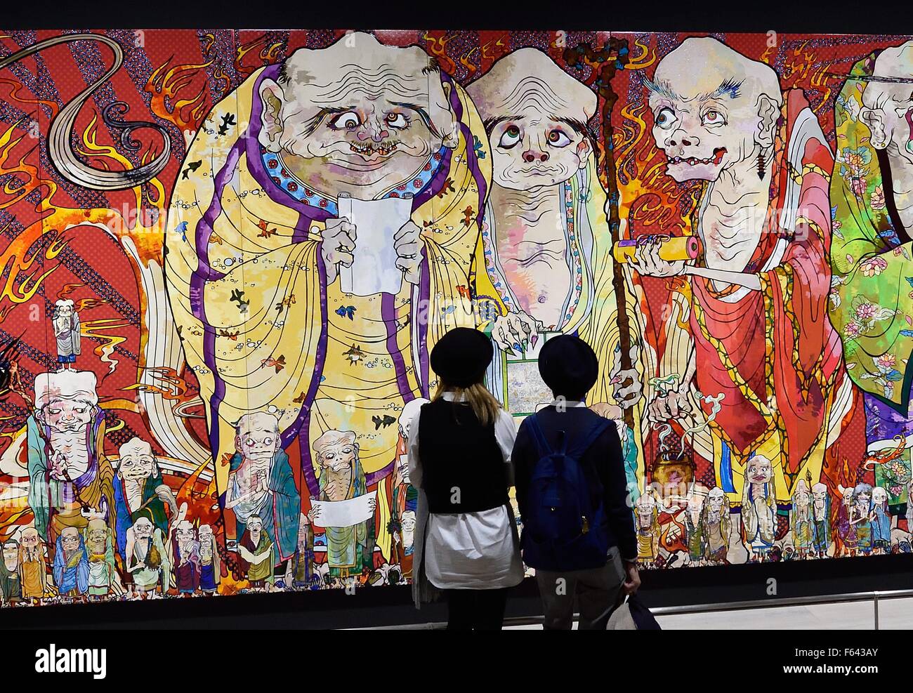 11. November 2015 - Tokyo, Japan - Kunstfotografie Gönner das faszinierende Kunstwerk Japans international renommierten zeitgenössischen Künstlers Takashi Murakami in der Ausstellung mit dem Titel Takashi Murakami: The 500 Arhats im Mori Art Museum, Tokio, Japan. Fotografie in den Galerien der Ausstellung Takashi Murakami: The 500 Arhats darf für den privaten Gebrauch und für den Austausch auf social Media Websites. Die Ausstellung im Mori Art Museum läuft vom 31. Oktober 2105 durch 6. März 2016. (Kredit-Bild: © Rory frohe über ZUMA Draht) Stockfoto