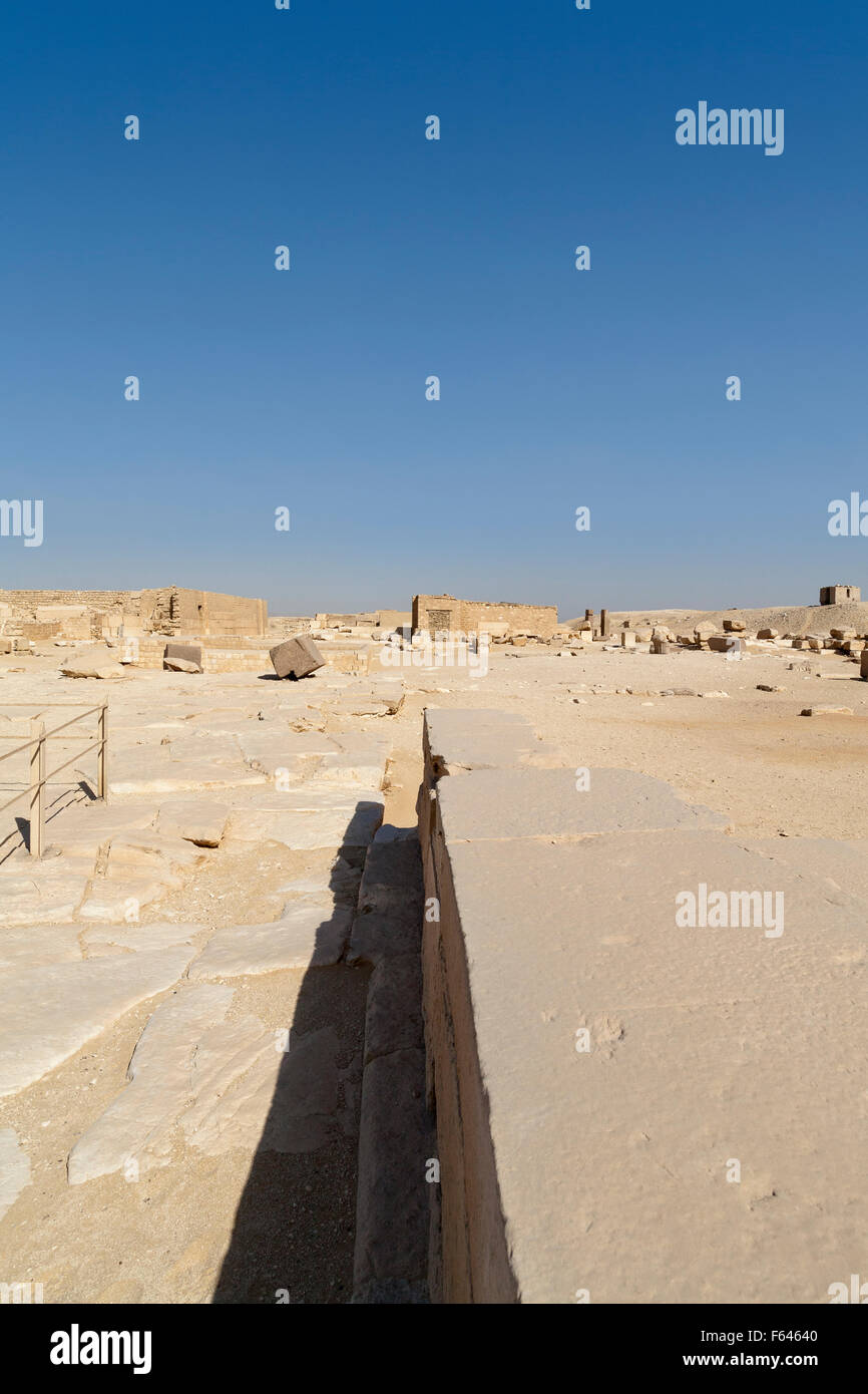 Blick nach Osten von der Totentempel der Pyramide des Unas in der Nekropole von Sakkara auch bekannt als Sakkara Ägypten Stockfoto