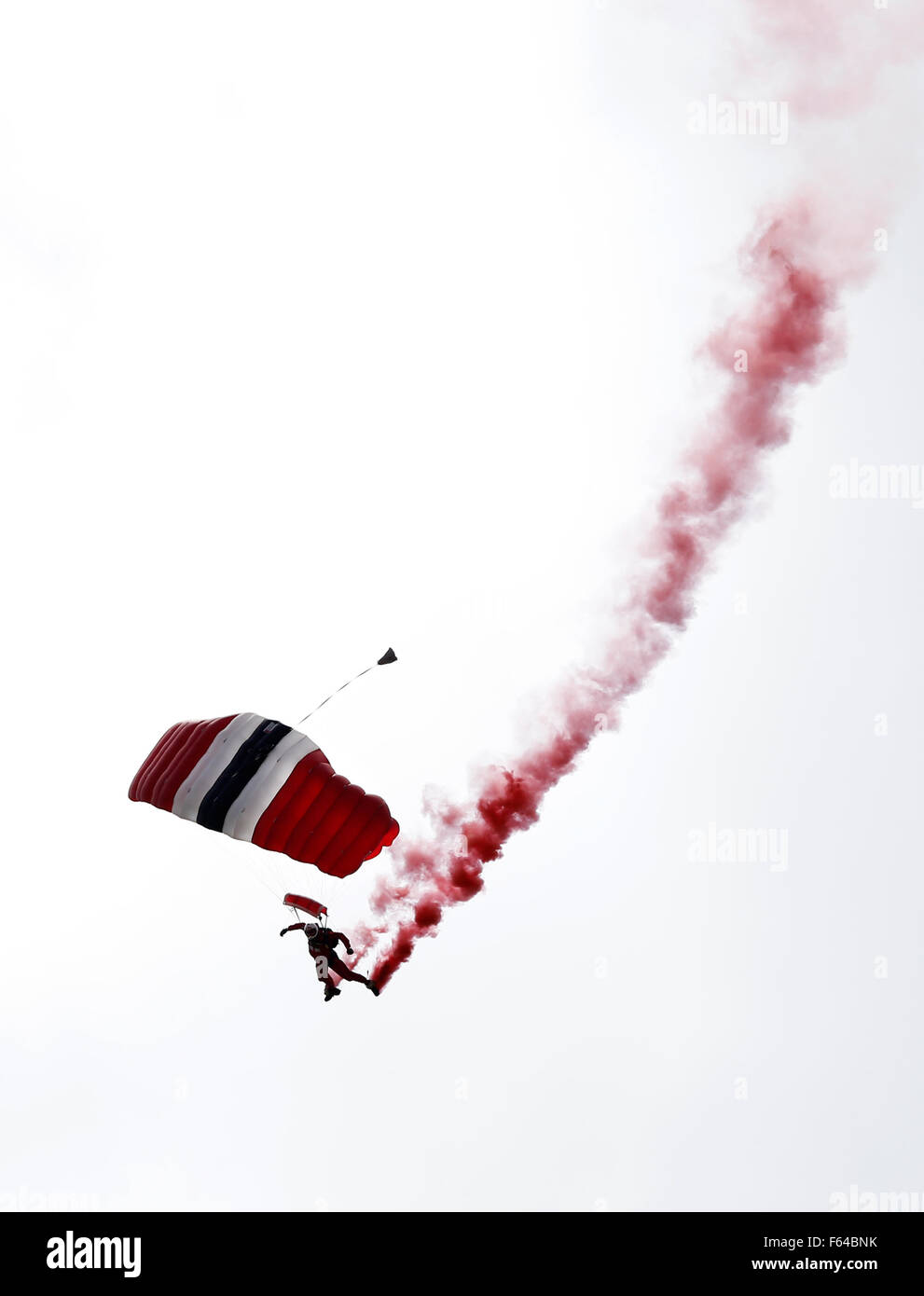 Die roten Teufel - ist das Freifall-Team der Fallschirm Display Team von The Parachute Regiment und die britische Armee Stockfoto