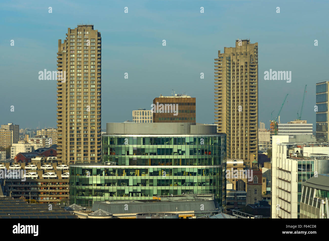 Die Barbakane, City of London.   Hochhäuser Stockfoto