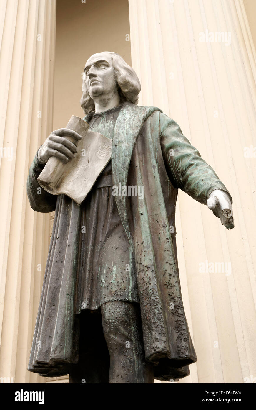 Statue von Christopher Columbus außerhalb des National Palace in San Salvador, El Salvador, Mittelamerika Stockfoto