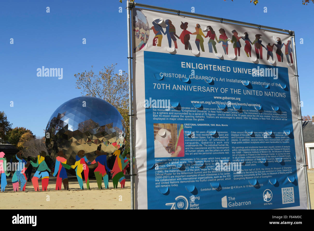 Erleuchtete Universum, 70. Jahrestag der Vereinten Nationen, Central Park im Herbst, NYC, USA Stockfoto