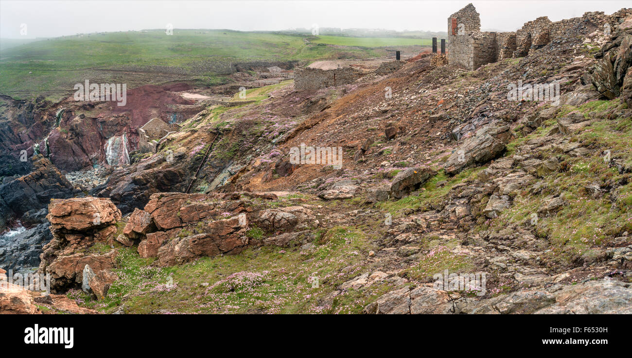 Ruins of the Geevor Tin Mine, Cornwall, England, Vereinigtes Königreich, Vereinigtes Königreich Stockfoto