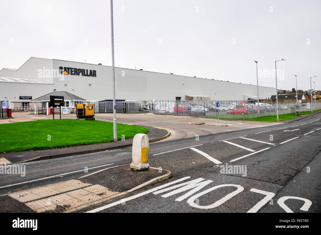 Nordirland. 12. November 2015. Caterpillar-Fabrik in Monkstown, Newtownabbey, ehemals FG Wilson, verkünden den Verlust von 100 Arbeitsplätzen an drei Standorten in Nordirland. Bildnachweis: Stephen Barnes/Alamy Live-Nachrichten Stockfoto