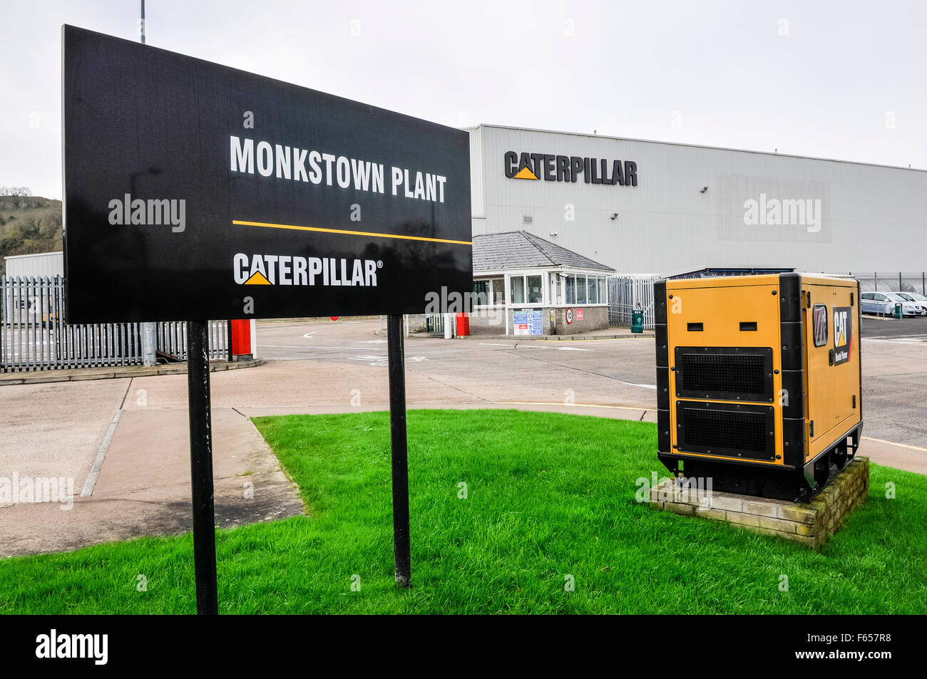 Nordirland. 12. November 2015. Caterpillar-Fabrik in Monkstown, Newtownabbey, ehemals FG Wilson, verkünden den Verlust von 100 Arbeitsplätzen an drei Standorten in Nordirland. Bildnachweis: Stephen Barnes/Alamy Live-Nachrichten Stockfoto