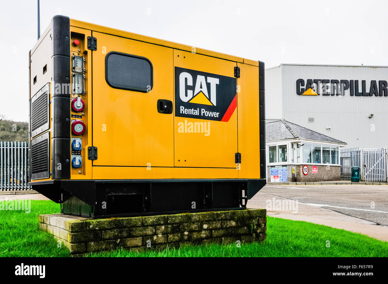 Nordirland. 12. November 2015. Caterpillar-Fabrik in Monkstown, Newtownabbey, ehemals FG Wilson, verkünden den Verlust von 100 Arbeitsplätzen an drei Standorten in Nordirland. Bildnachweis: Stephen Barnes/Alamy Live-Nachrichten Stockfoto