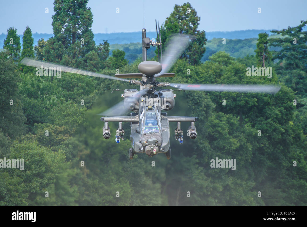 AgustaWestland Apache ist eine Lizenz gebaute Version des AH64D Apache