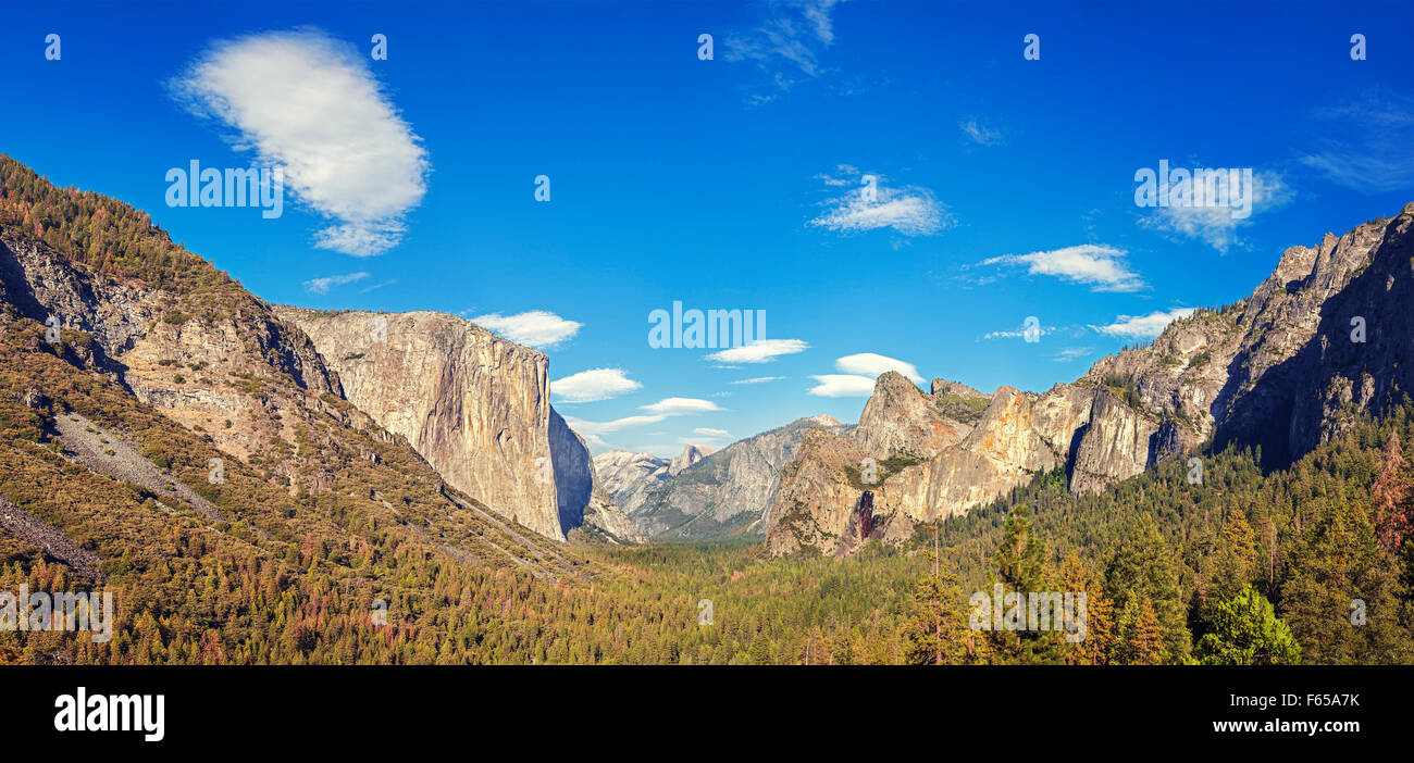 Yosemite-Tal von der Tunnel-Ansicht, Yosemite-Nationalpark, Kalifornien, USA. Stockfoto
