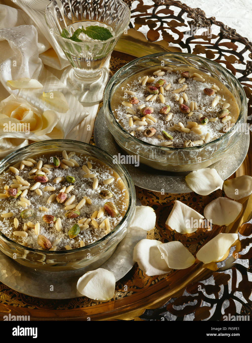 Meglelé, libanesisches dessert Stockfoto