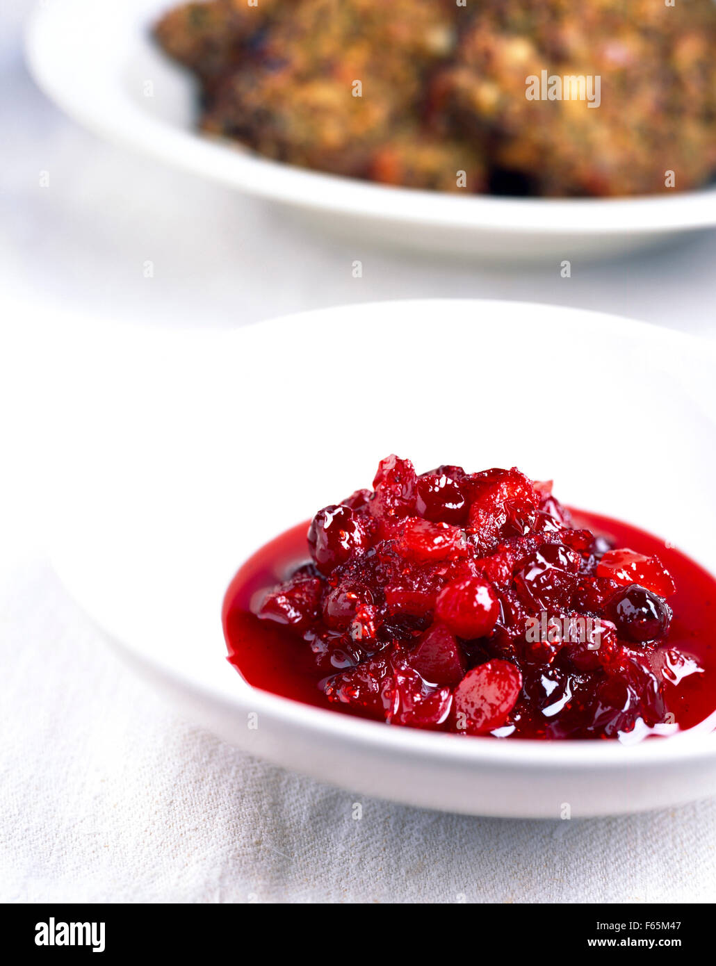 Cranberry-Sauce und Christmas Füllung Stockfoto