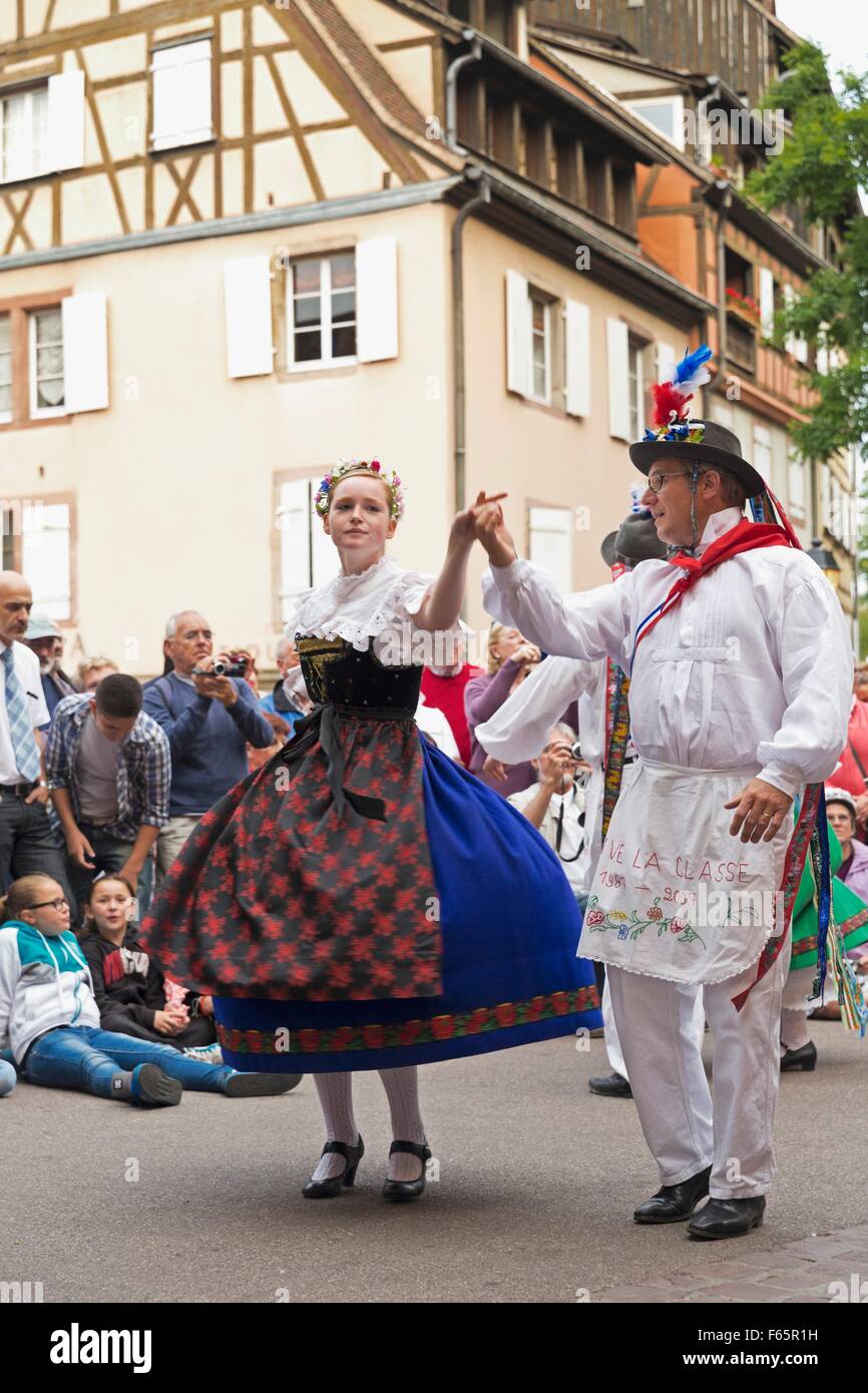 Elsass tracht -Fotos und -Bildmaterial in hoher Auflösung – Alamy