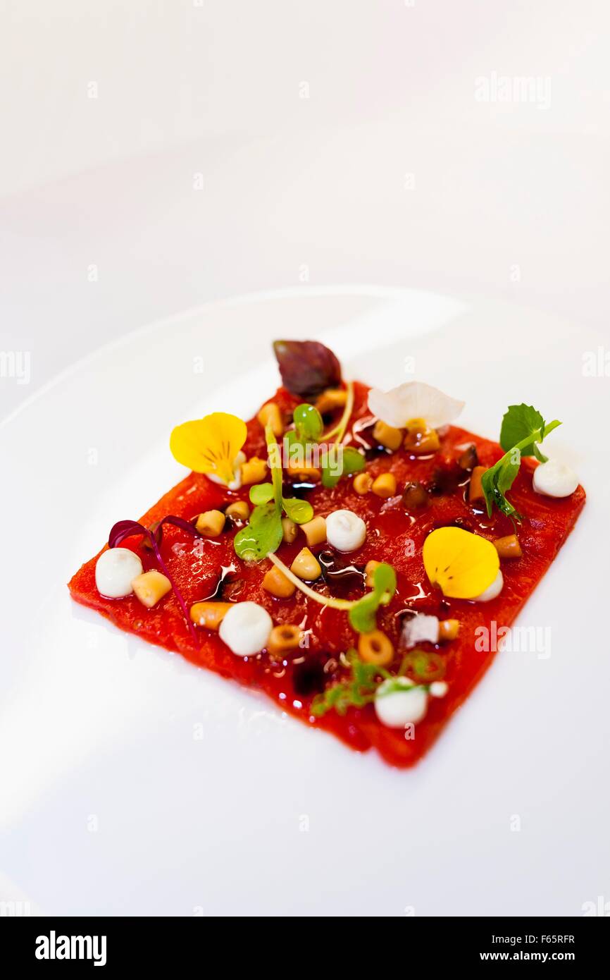 Geräucherte Wassermelonen Carpaccio, Restaurant "La Vie", Osnabrück Stockfoto