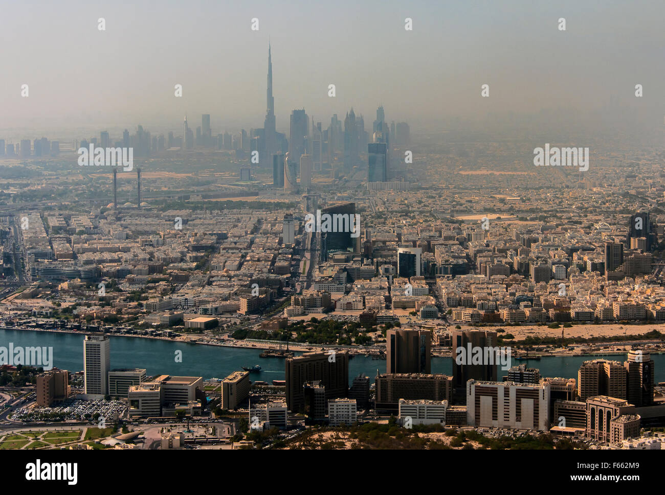 Dubai Stadt von hoch oben gesehen Stockfoto