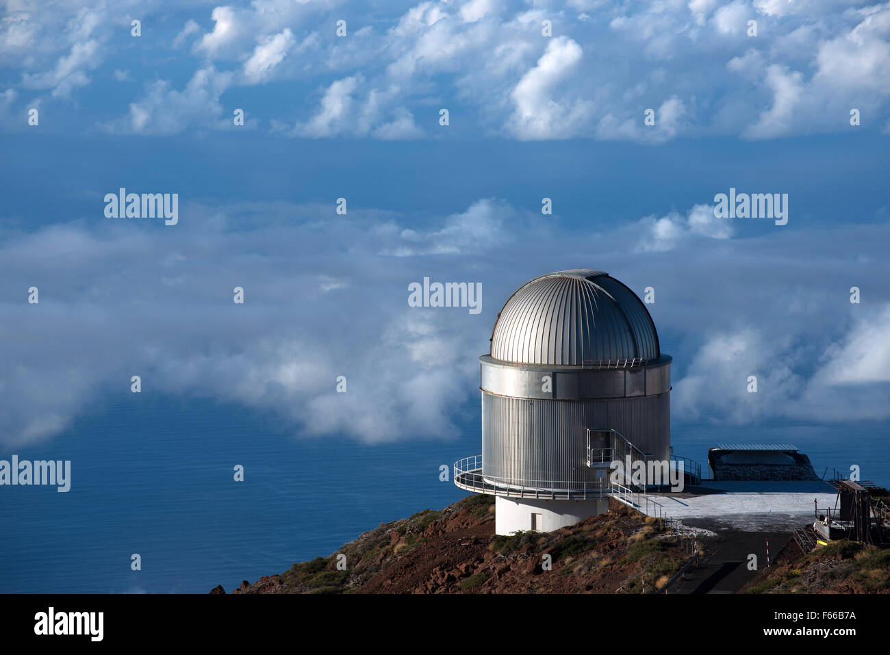 astronomisches Observatorium auf dem Gipfel des Roque de Los Muchachos, La Palma, Kanarische Inseln, Spanien Stockfoto