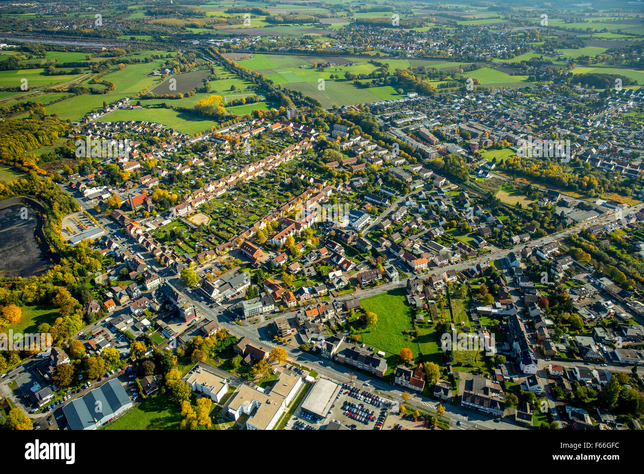 Bergbau-Siedlung, Markt Bergarbeitersiedlung Pelkum mit Pelkumer Hängebank Straße Herringen, Hamm, Ruhrgebiet Stockfoto