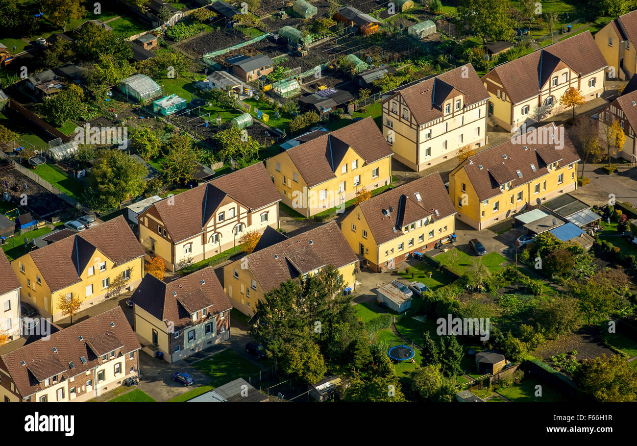 Bergbau-Siedlung, Markt Bergarbeitersiedlung Pelkum mit Pelkumer Hängebank Straße Herringen, Hamm, Ruhrgebiet Stockfoto