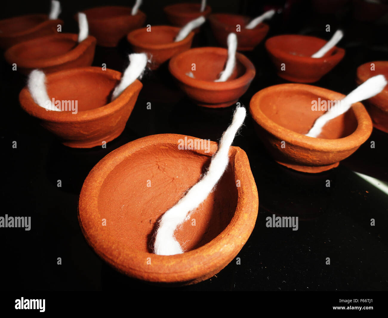 Traditionelle Clay Diyas während Diwali-fest in Indien Stockfoto